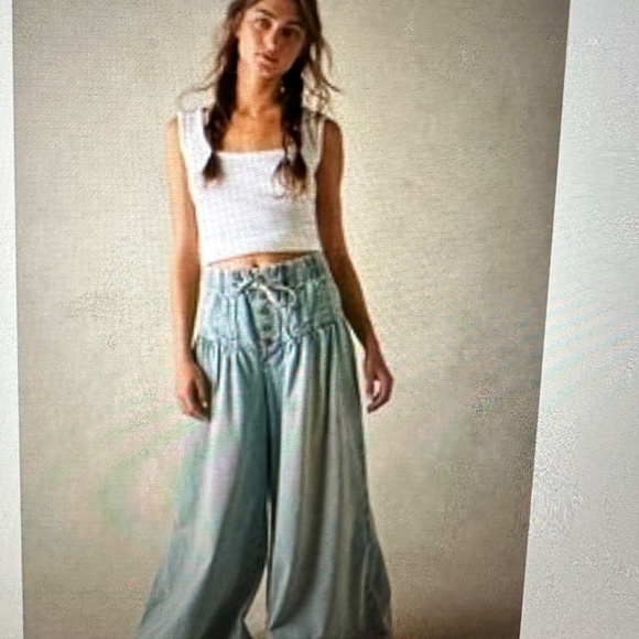 We The Free Forget Me knot pull on denim. - Picture 4 of 8